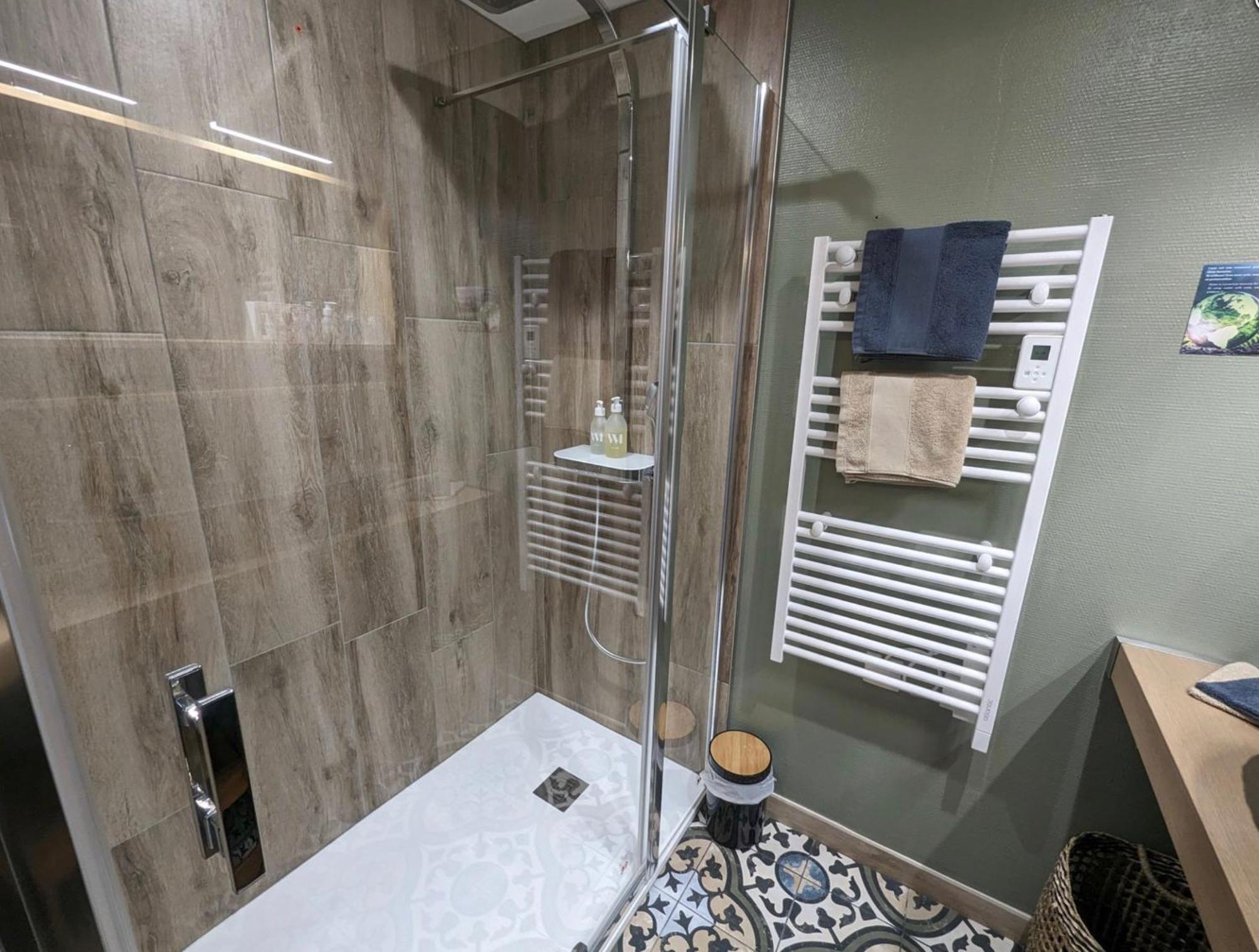 Le Champ Des Sources Hotel Лангр Екстериор снимка