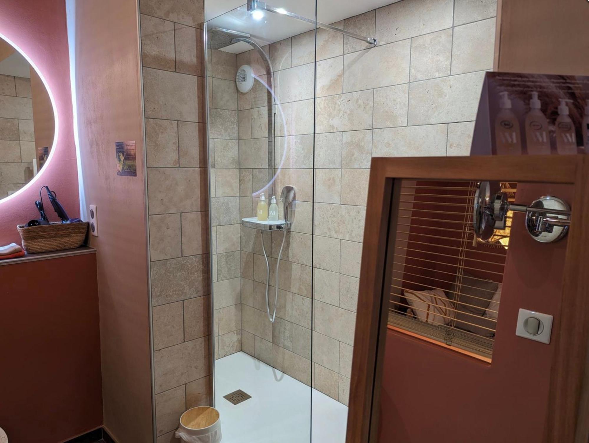 Le Champ Des Sources Hotel Лангр Екстериор снимка